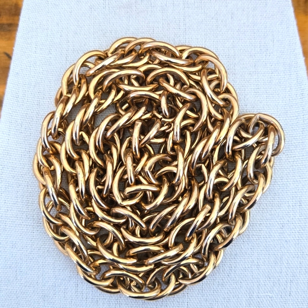 Heavy Solid Gold Tone Chain Link Necklace - Picture 4 of 5